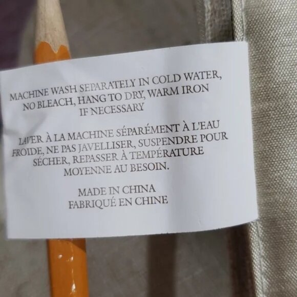 Mera Linens Table Runner Green Snow Flakes - Picture 6 of 6